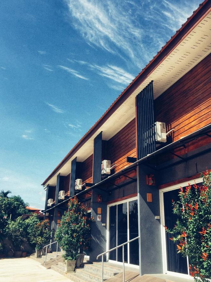 Boutique Family Room Phitsanulok Exterior photo